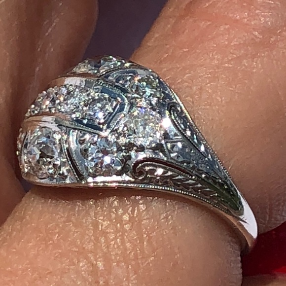 Antique Platinum Art Deco Diamond Ring - Picture 6 of 8